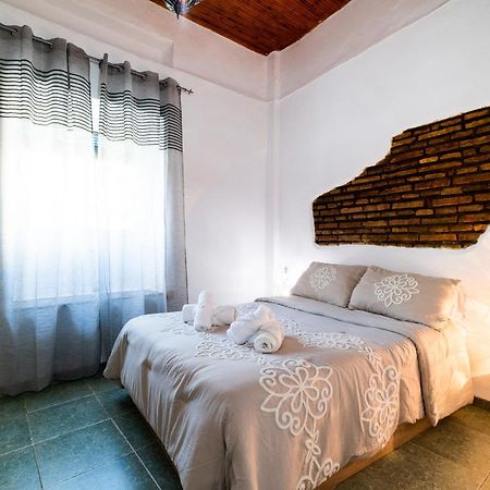 La Casa Del Sacristan Apartment Granada Luaran gambar